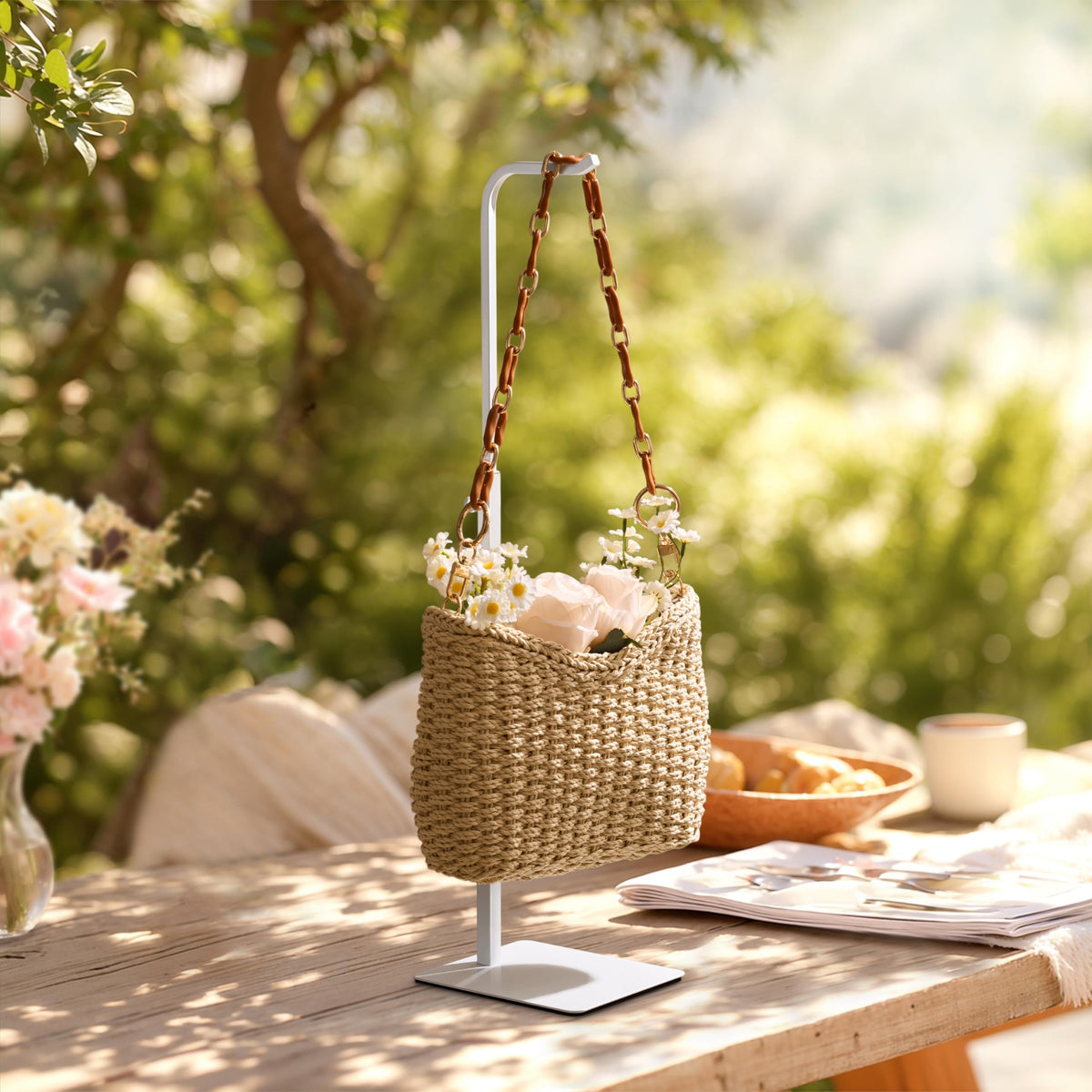 Pickpiff durable metal stand supports bags securely without creasing.