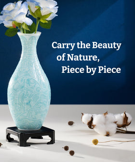 PieceRelax Winter Grace 3D puzzle vase with detachable water cup for easy flower care.