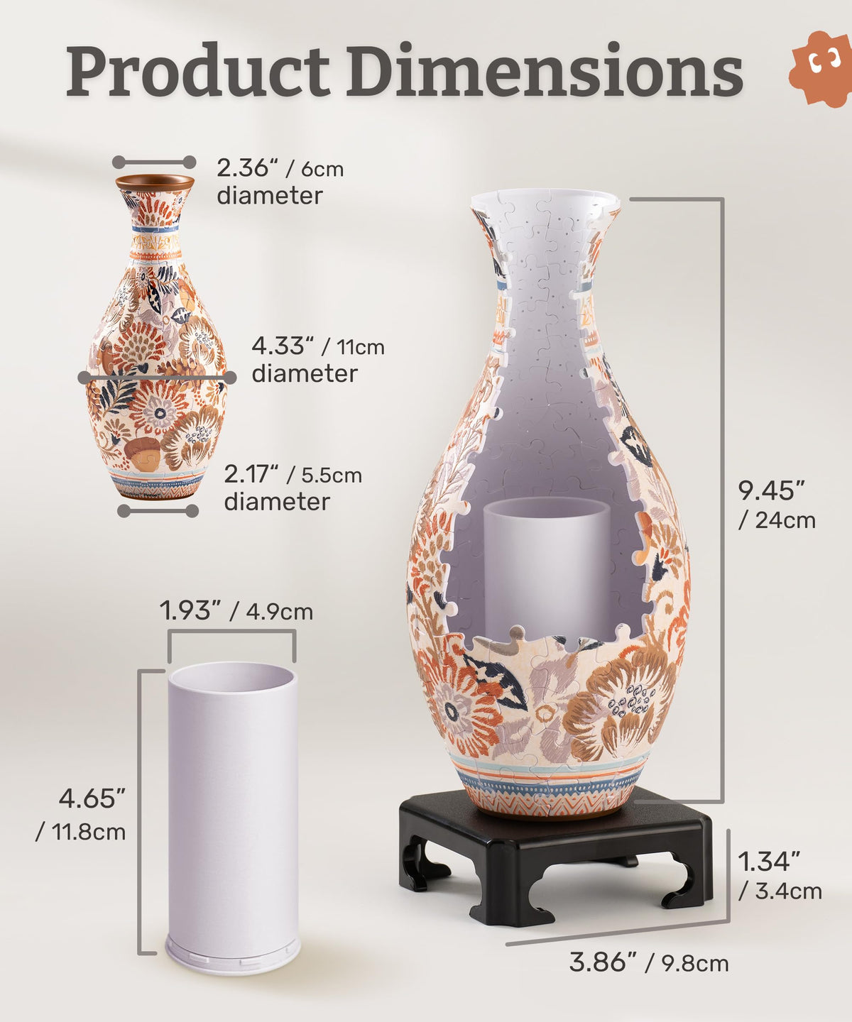 PieceRelax Winter Grace vase accommodates a single stem for minimalist decor.