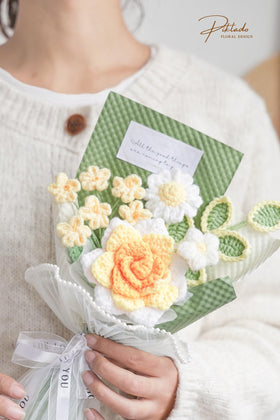 Piklado yellow bouquet close-up stitch highlights durable craftsmanship.
