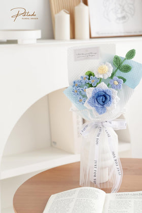 Piklado durable crochet flowers retain vibrant color over time.