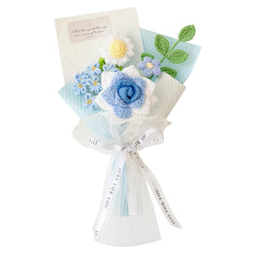 Piklado hand-woven blue bouquet, ideal Mother's Day gift.