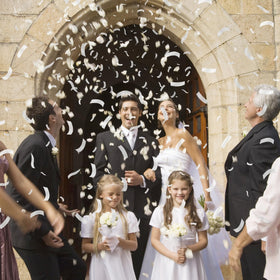 Pilvepidu outdoor wedding use adds festive atmosphere on lawn celebrations