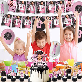 PINUO latex balloons in bold colors for indoor or outdoor celebration.