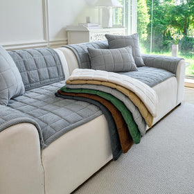 PJLZJFBY washable couch cover makes messes easy to refresh.