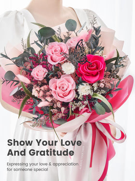 Polylove forever flowers box, ready-to-gift presentation for anniversaries.