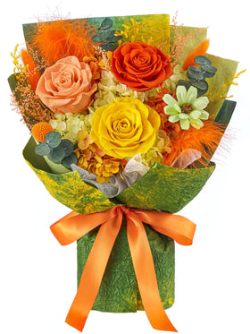 Polylove Forever Flowers bouquet close-up of yellow preserved roses for vibrant decor