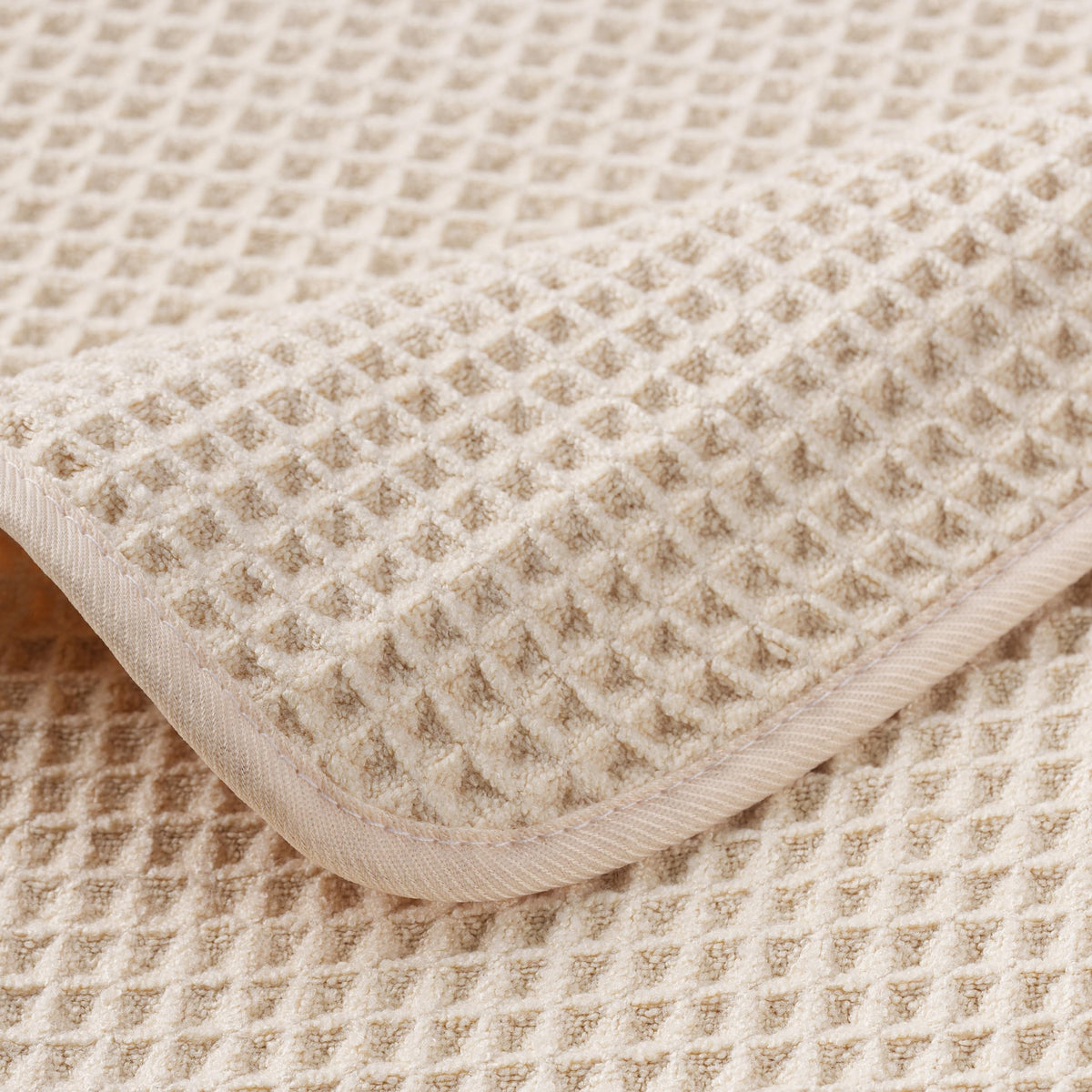 POLYTE 6-piece set ready for home spa and travel use.