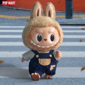 Labubu vinyl finish highlights POP MART’s collectible charm on shelves.