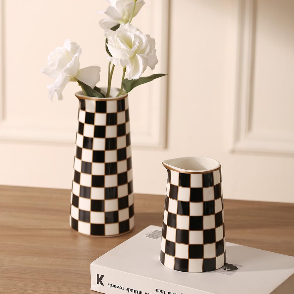 Porlien Checker Porcelain Vase Set 2 close up glaze detail reveals premium finish