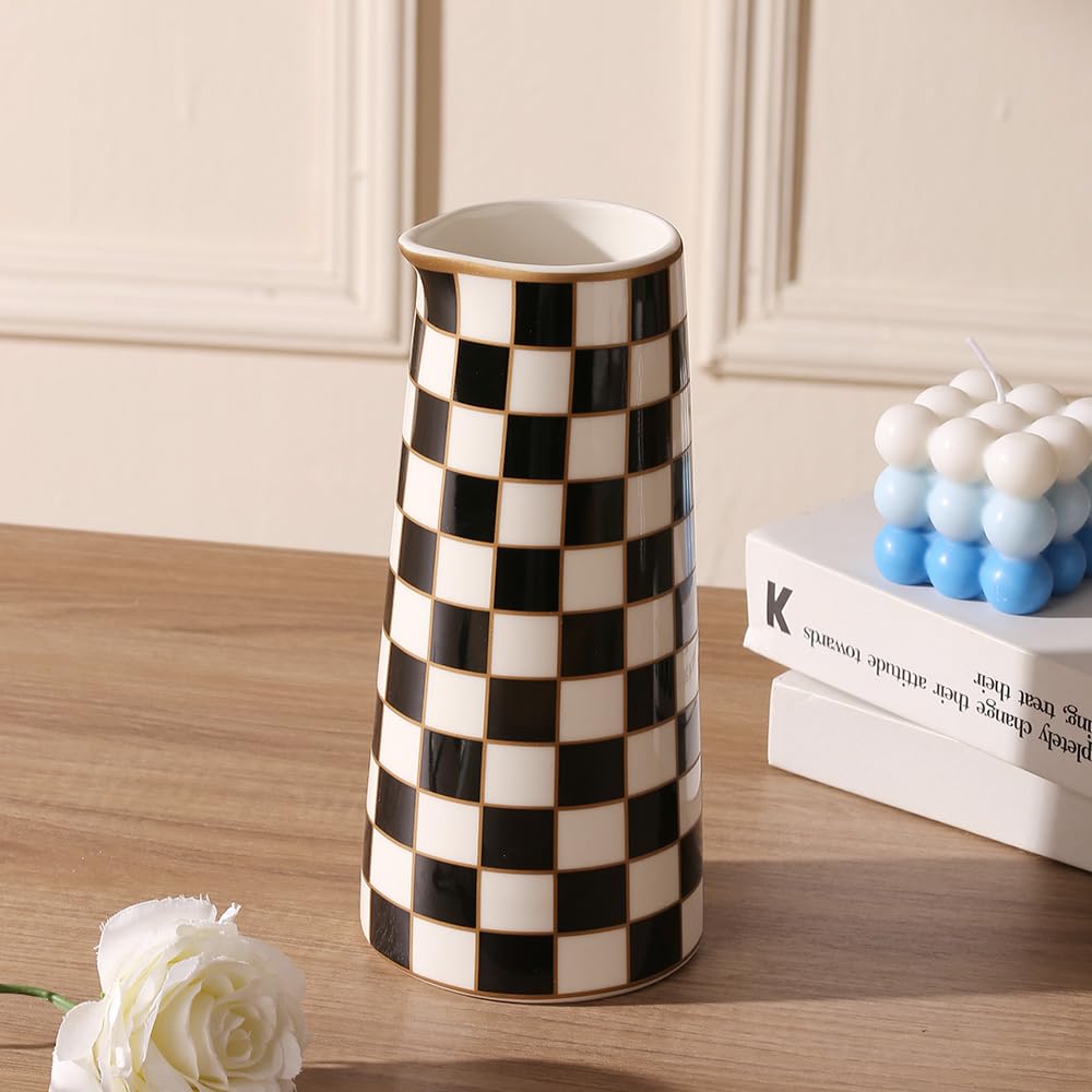 Porlien Checker Porcelain Vase Set 2 pattern detail emphasizes bold black and white motif