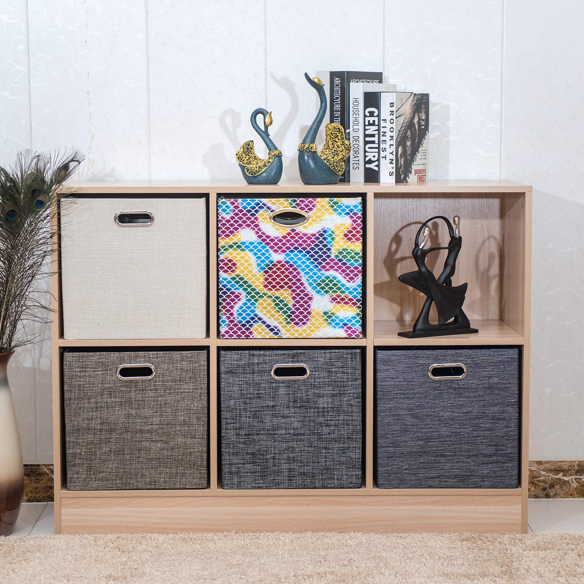 Posprica four-piece set ready to organize a bookcase or closet.