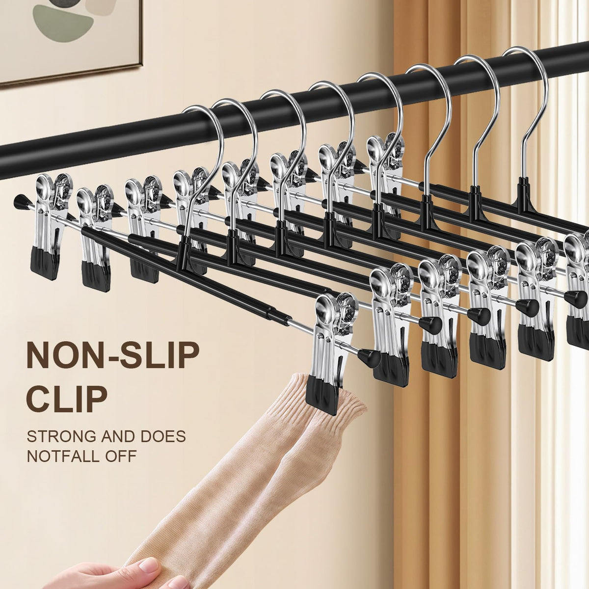 POZEAN adjustable 360-rotating clips for versatile garment fit.