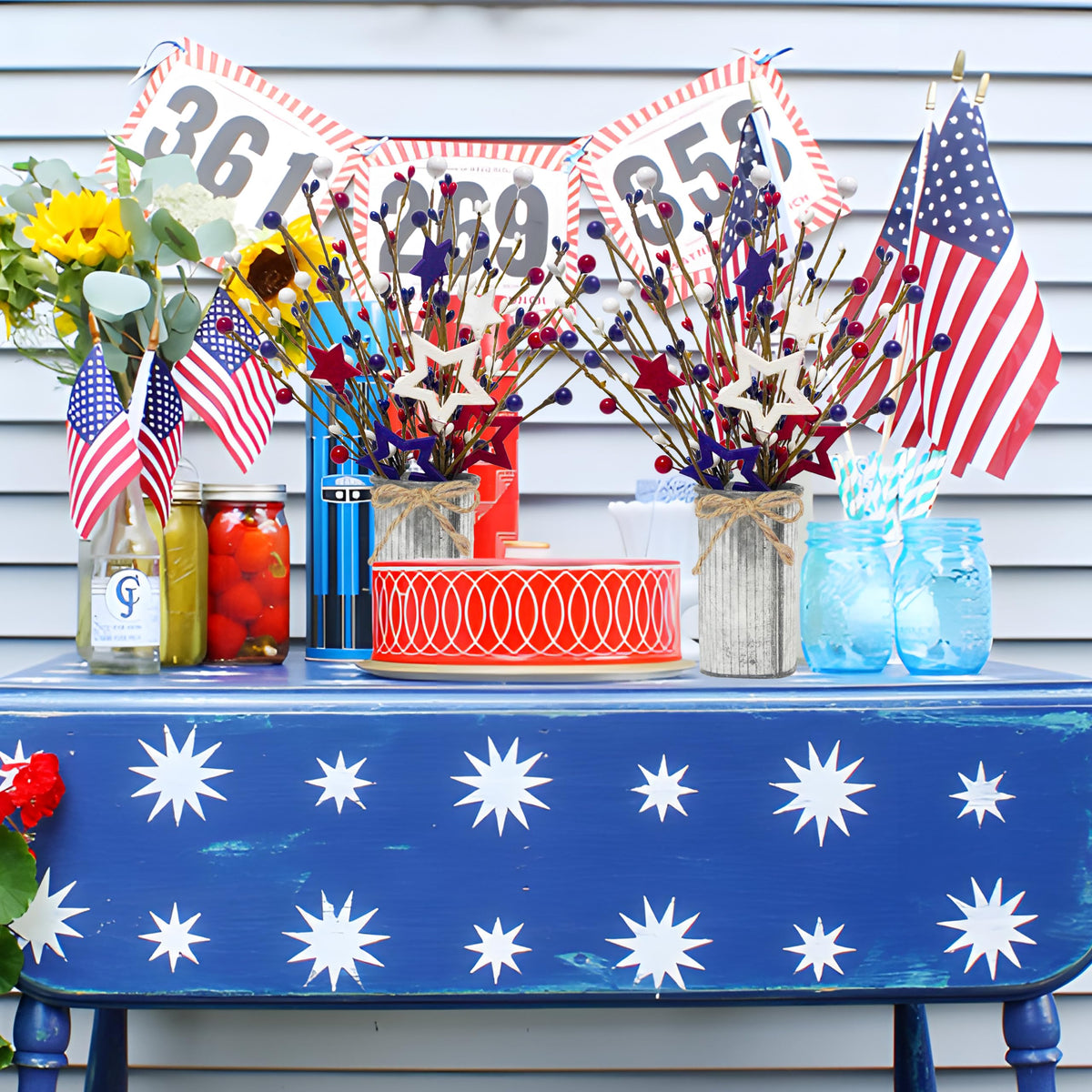 Prashent patriotic floral centerpiece for celebrations and gatherings