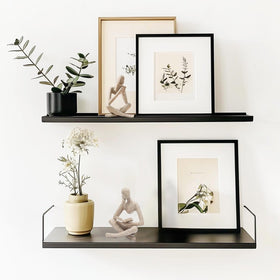 Prettidecor Living Room Table Decor Statue adds a refined conversation starter.