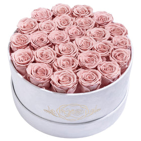 Prifroti 27 preserved roses in a luxury suede box, ideal for gifting.