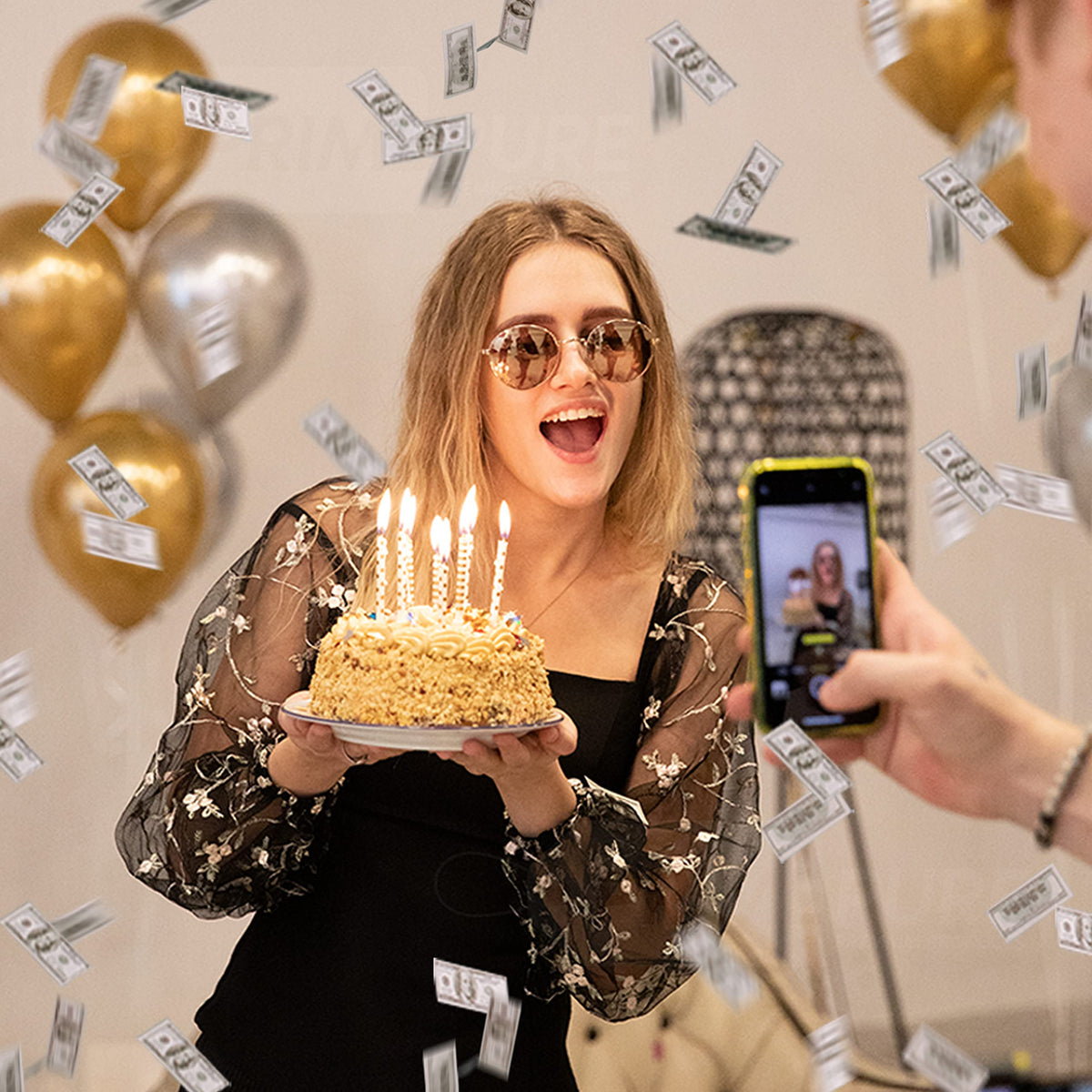 PrimePure casino-theme confetti enhances photos and party vibes.