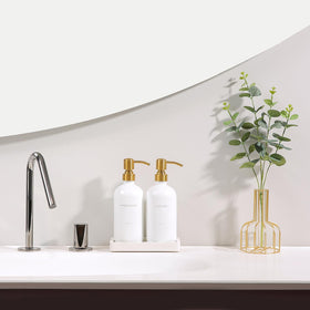 Prus Waso gold dispenser close-up shows the stainless steel pump's durability.