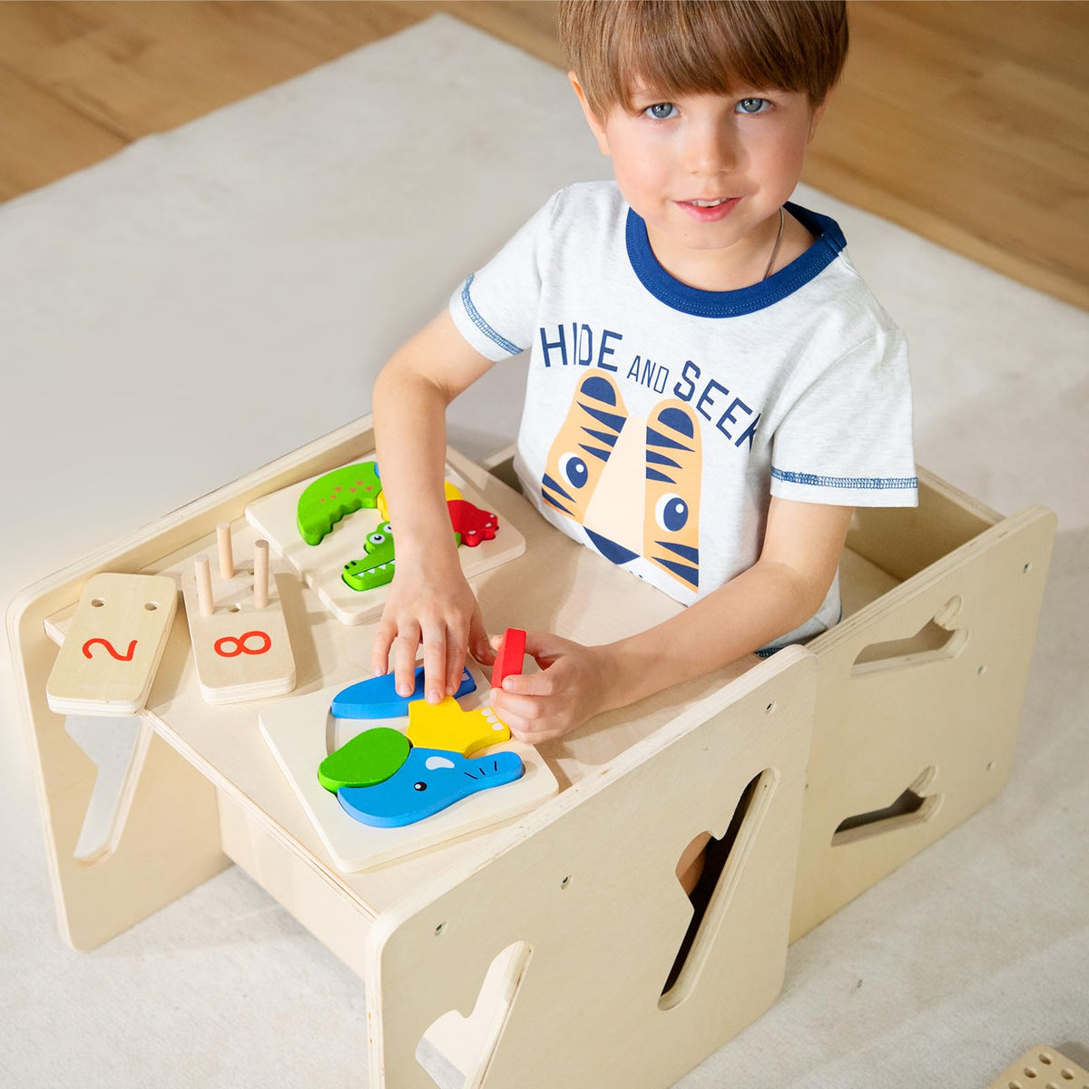 Puecrof Montessori set ships compact, easy to store when not in use.