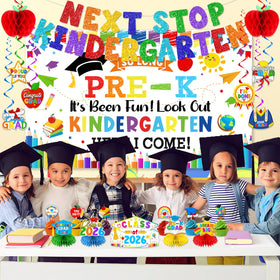 Pugipien 2026 backdrop creates a vibrant photo station for graduates.