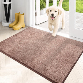 PURRUGS dirt-trapping door mat captures mud and moisture at the entry