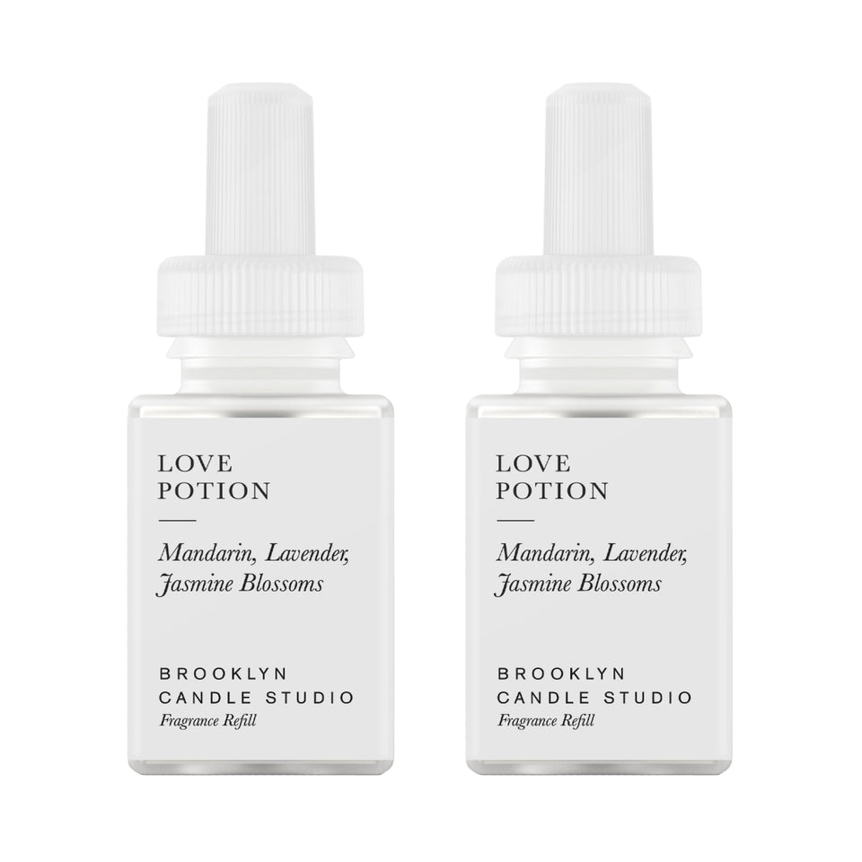 Pura Love Potion jasmine bloom refill offering a fresh fragrance for living spaces