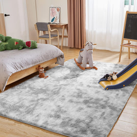 Kid- and pet-friendly Puremy rug made of safe polyester fibers.