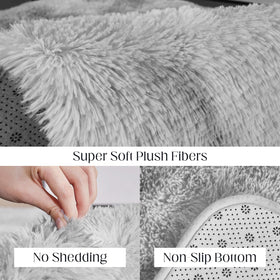 Non-slip backing on Puremy rug with dense dots enhances safety on tile floors.
