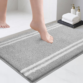 PURRUGS bath mat plush close-up showing luxurious softness for bare feet