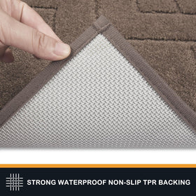 PURRUGS dirt trapping door mat demonstrates mud and dirt capture capability
