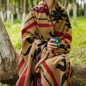 PuTian merino-wool blanket washable for easy care during trips.