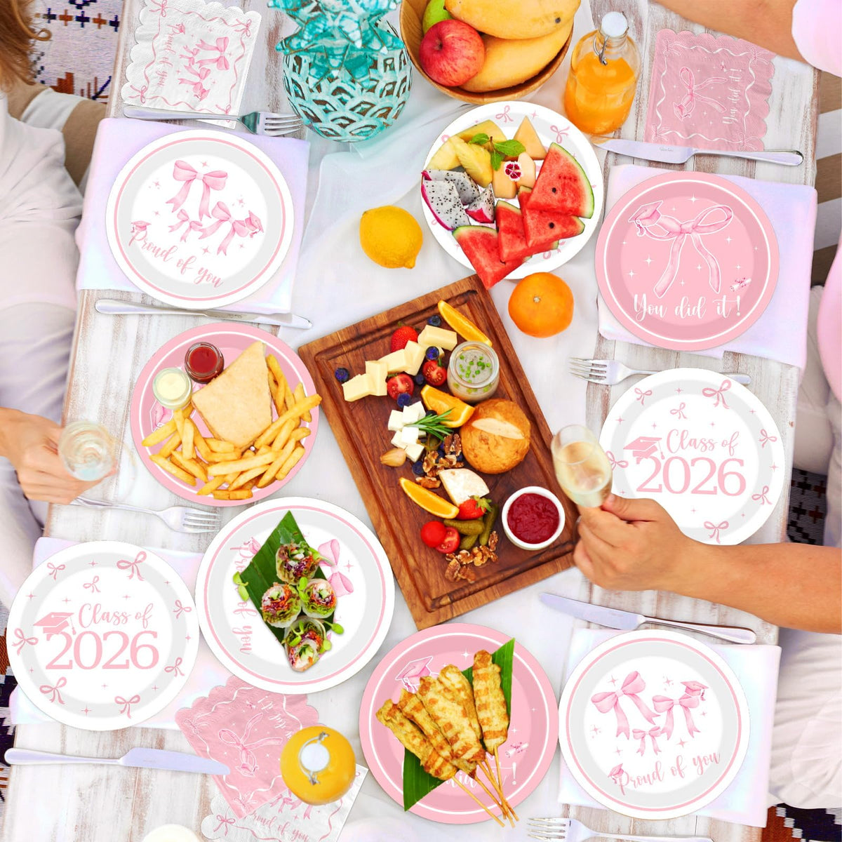 Pymurod pink napkins absorb spills while elevating the table presentation.