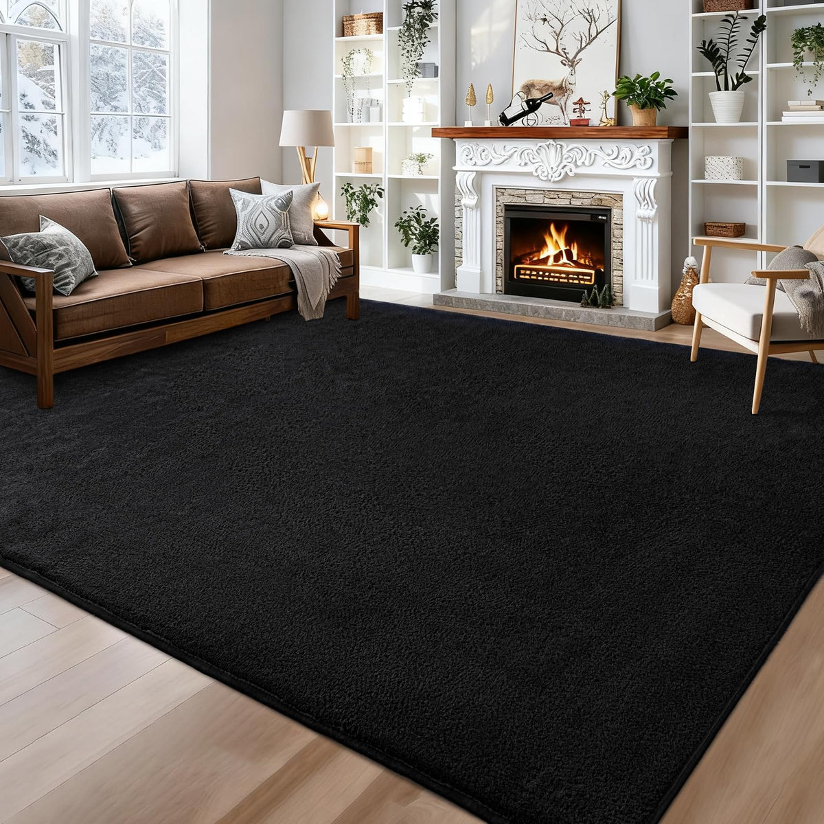 QDUIDU modern minimalist black rug complements contemporary home interiors.