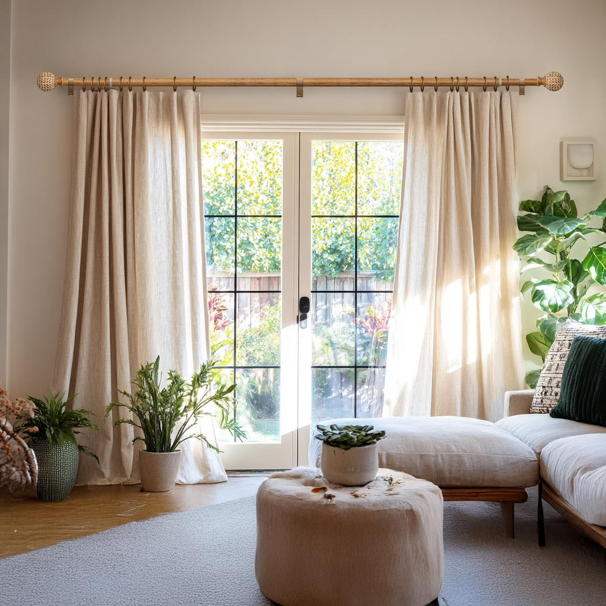 QDWIS heavy-duty 1-inch curtain rod provides sturdy drapery support
