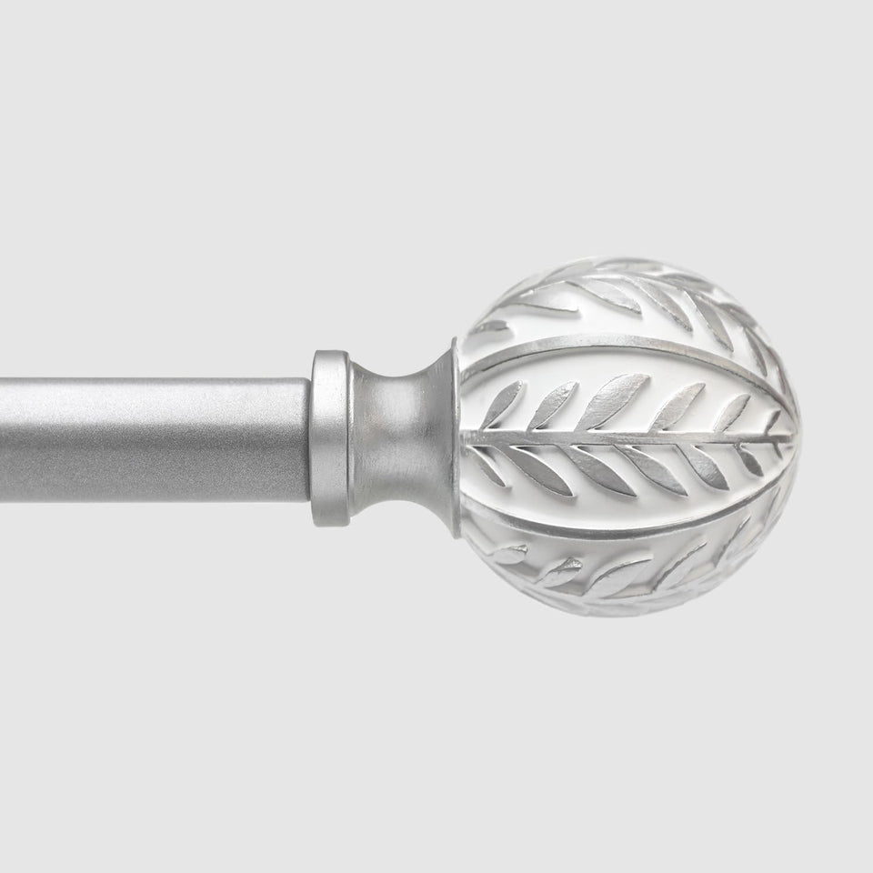 QDWIS silver curtain rod with leaf finials adds rustic charm to windows