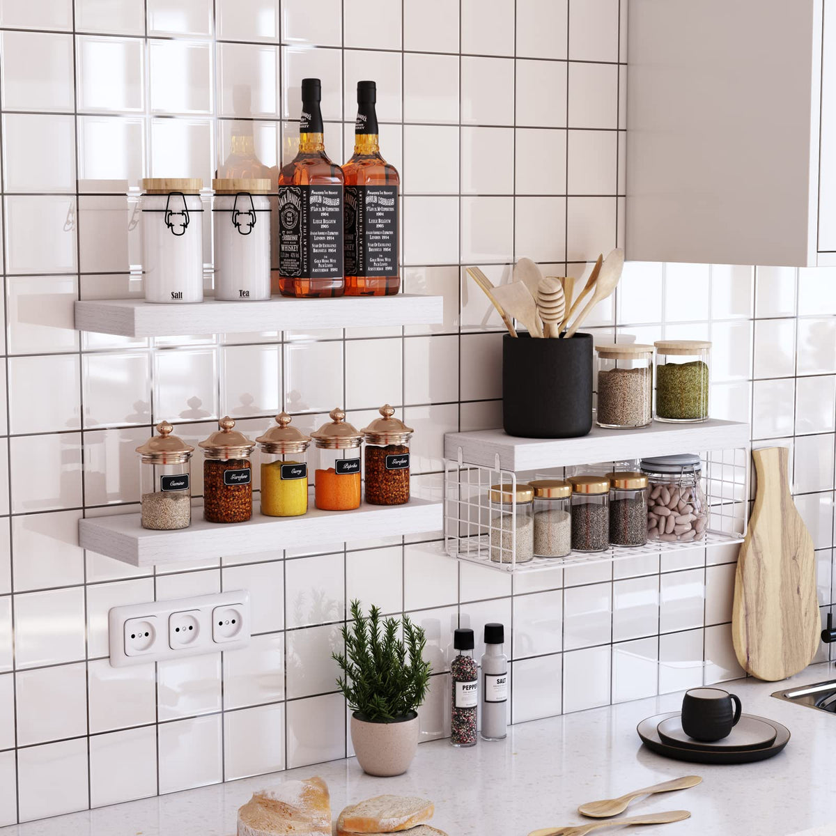 QEEIG invisible bracket design adds farmhouse charm.