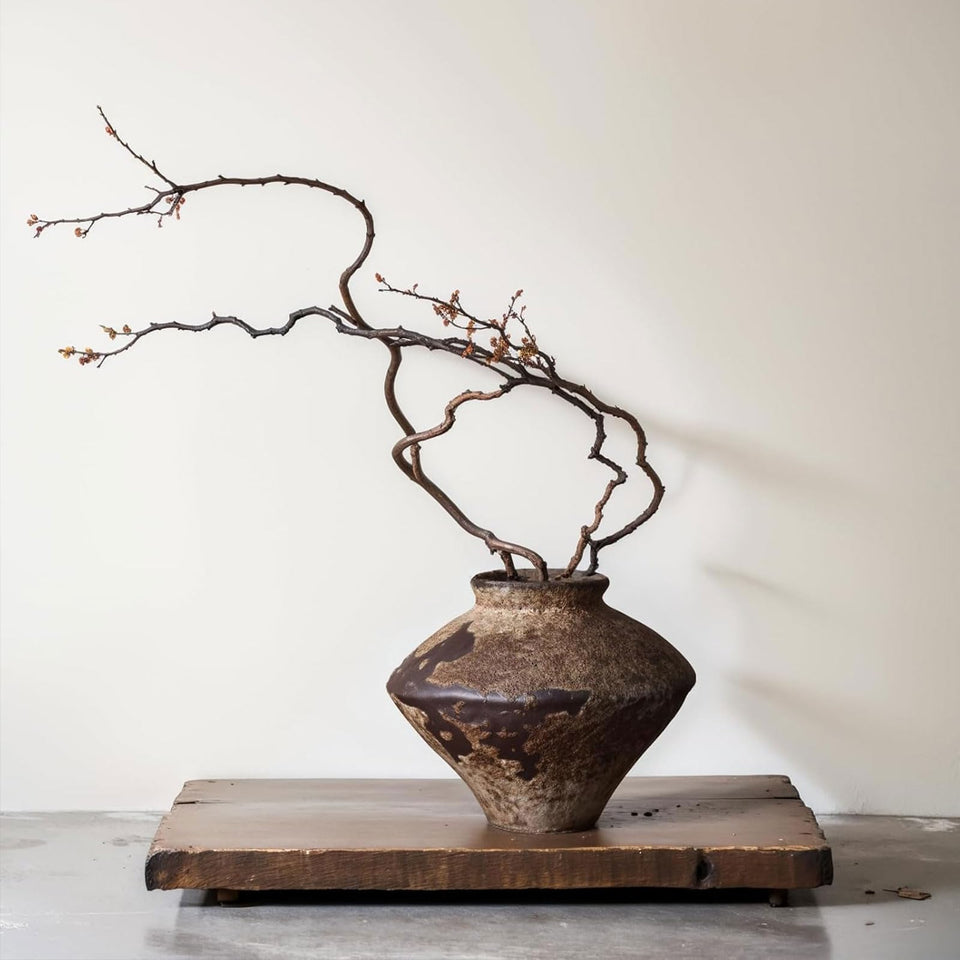 Qianling Wabi Sabi rusty vase with textured finish for rustic decor.