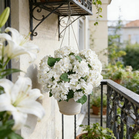 QIANYUN realistic hydrangea look without watering or pruning required.