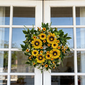 Qiexuxing 24-26 inch wreath size yields a full front-door statement.
