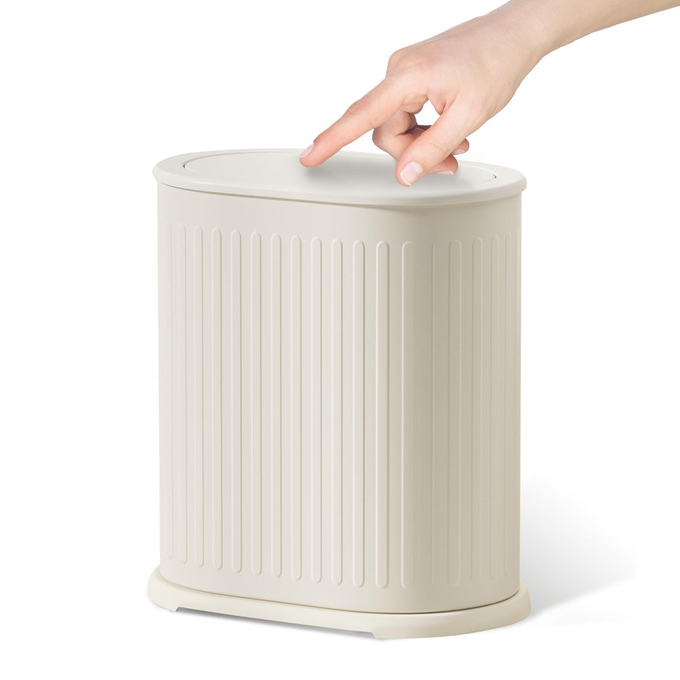 QINOFEN steel trash can with lid press top keeps odors contained