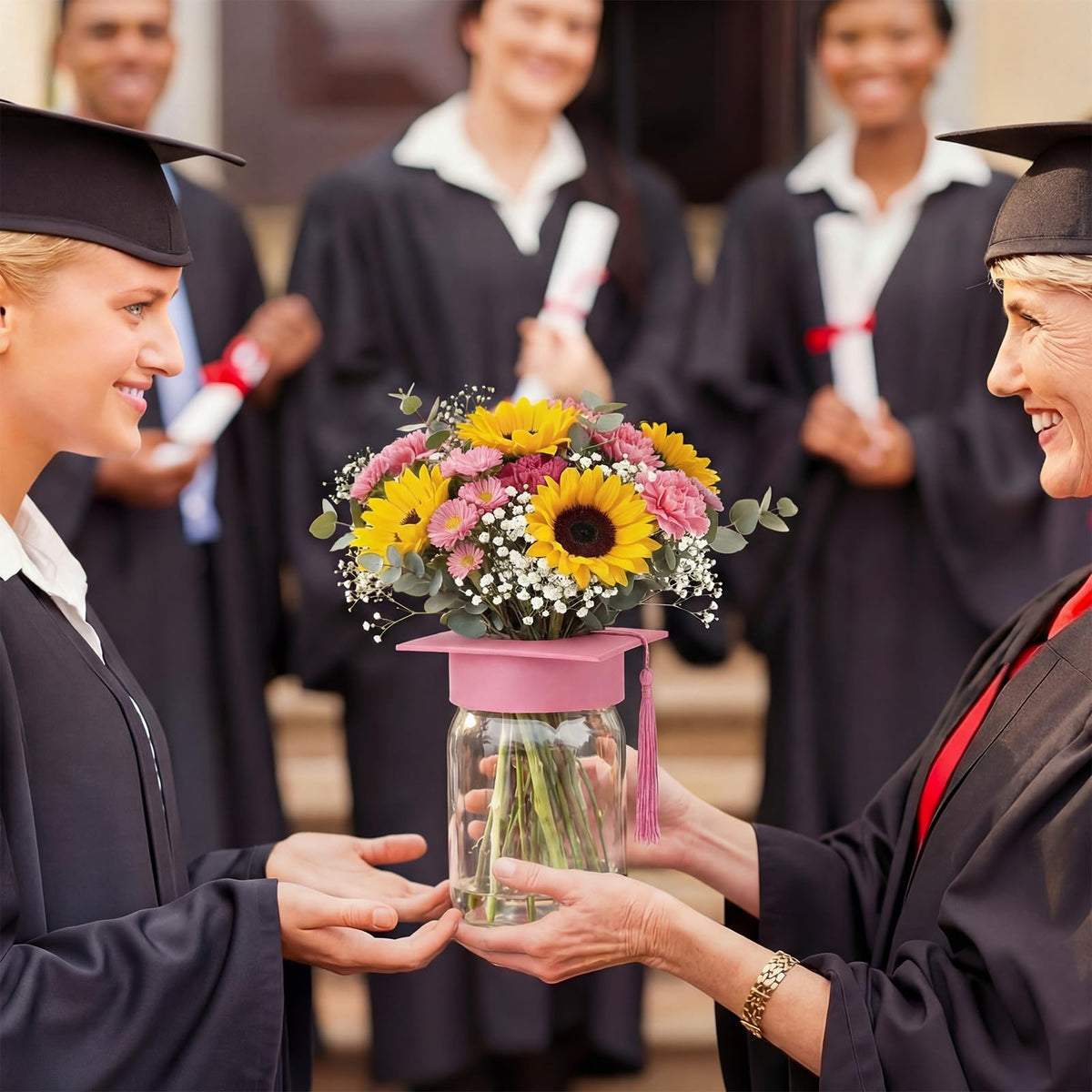 Qinyoung graduation centerpiece jars used for party decorations
