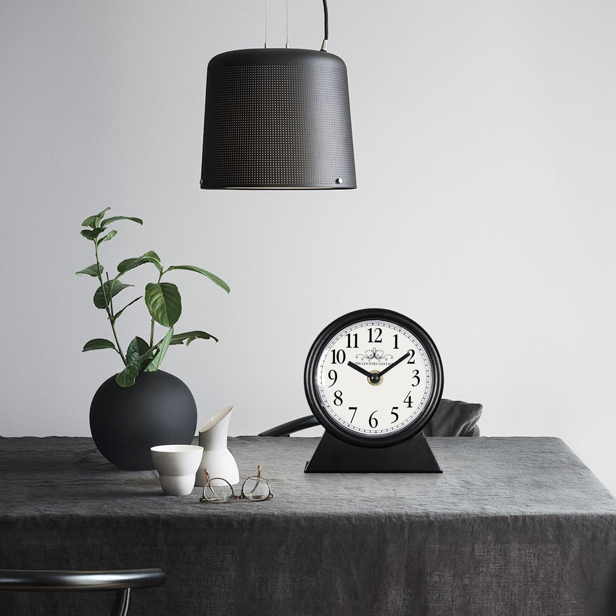 QIYAODECO vintage clock metal frame closeup emphasizing durable craftsmanship