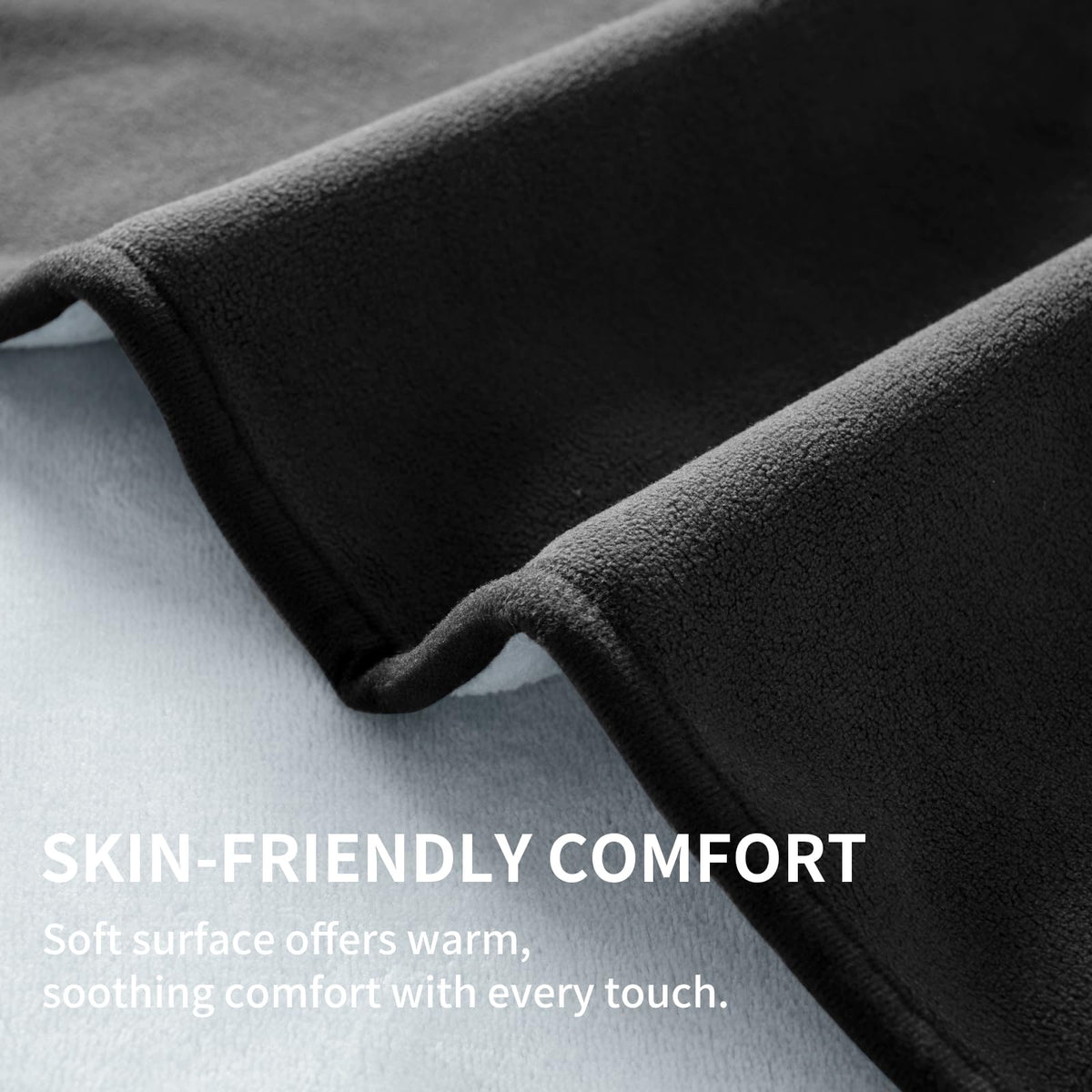 QiyI Waterproof Blanket pet-friendly use creates a cozy spot for dogs and cats