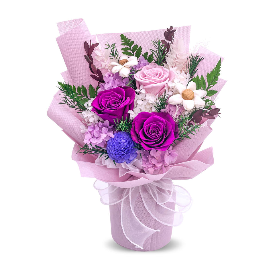 QOEAZY preserved flowers bouquet ready for delivery and gifting with lasting beauty.