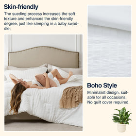 Quataly Easy-care stitching helps keep filling in place for lasting warmth.