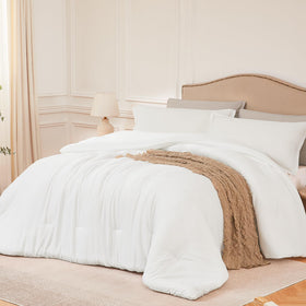 Quataly Queen Comforter Set White top view shows cloudlike softness for cozy nights.
