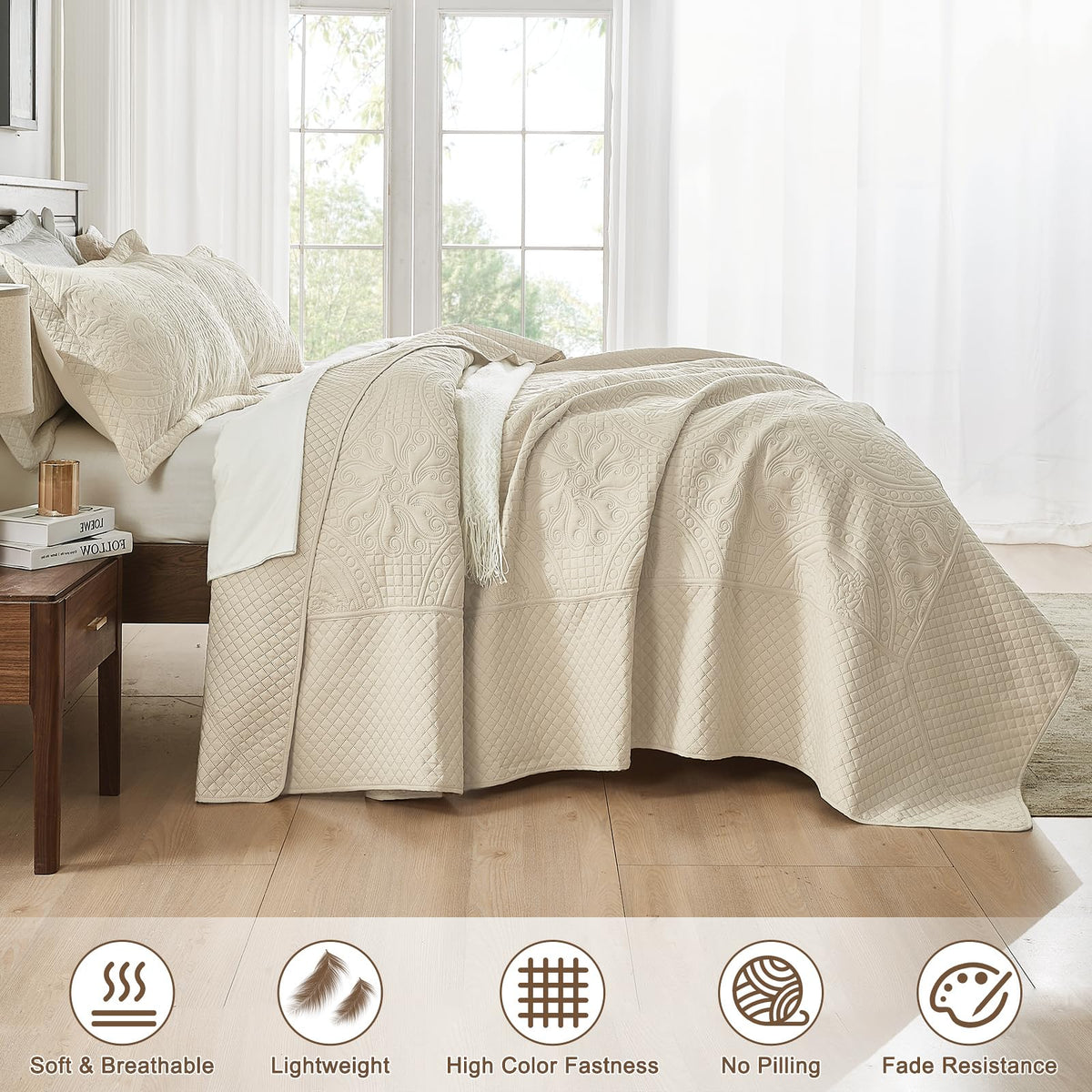 Qucover soft microfiber texture for lightweight warmth and year-round comfort