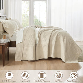 Qucover soft microfiber texture for lightweight warmth and year-round comfort