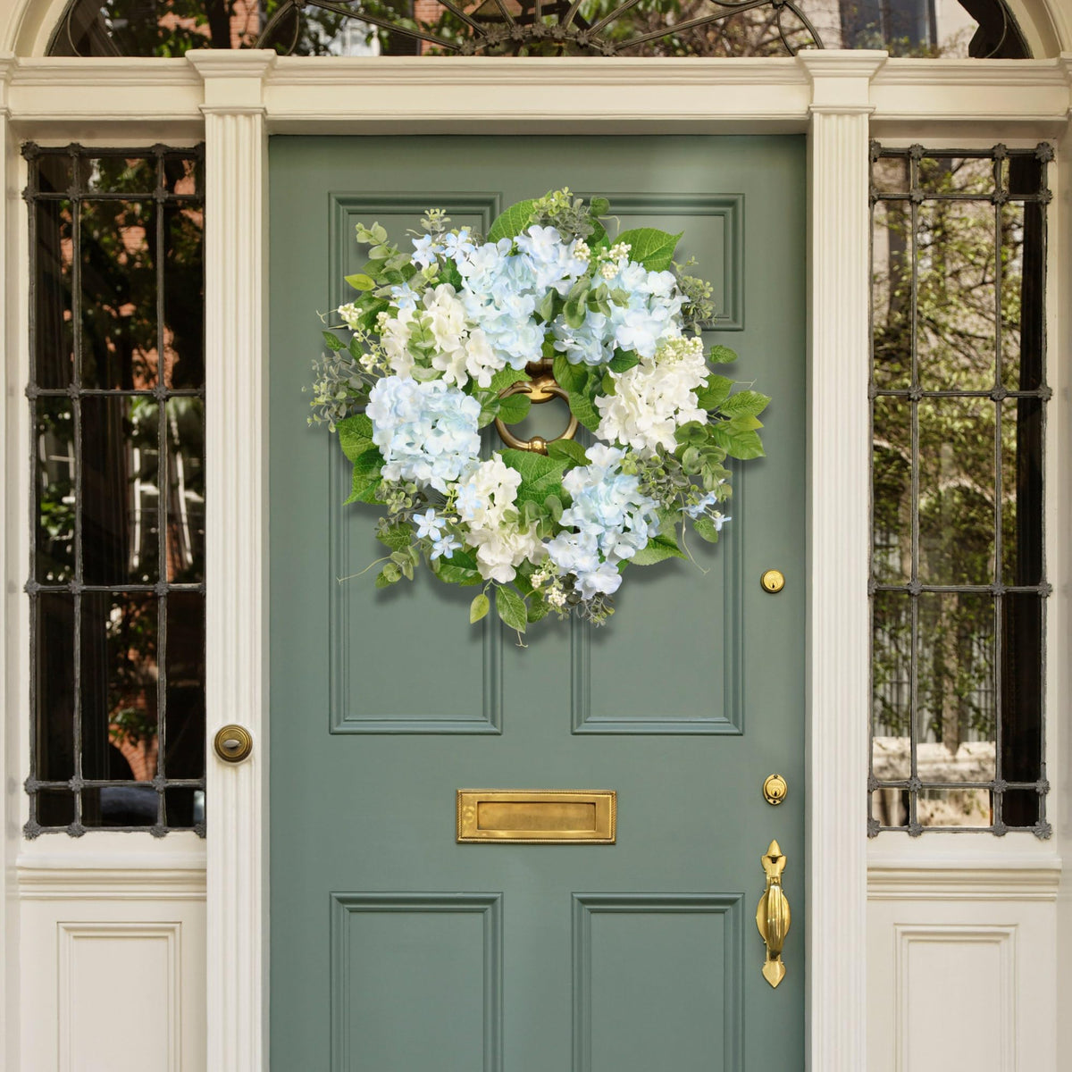 Quixem artificial wreath with durable materials and long-lasting look