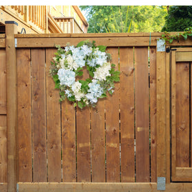 Quixem durable outdoor porch wreath withstands weather while keeping vibrant colors.